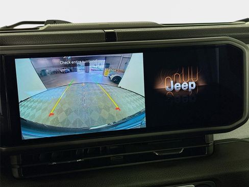Used 2024 Jeep Wrangler Unlimited Sport AWD/4WD image 15