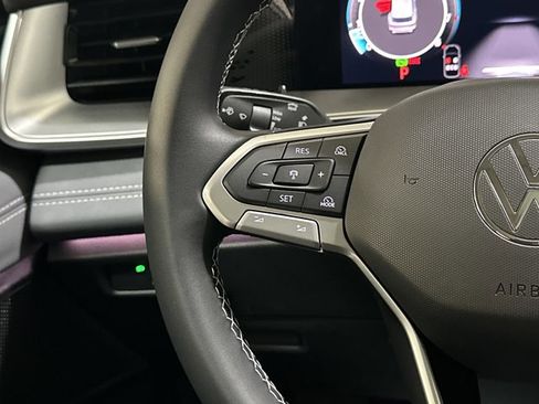 New 2026 Volkswagen Tiguan SE image 30