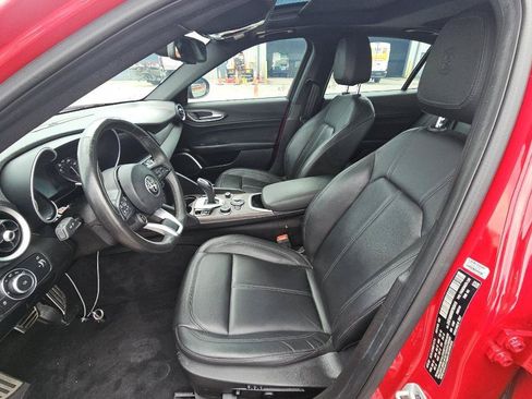 Used 2022 Alfa Romeo Giulia Ti w/ Active Assist Plus Package RWD image 3