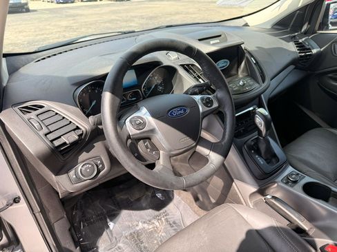 Used 2016 Ford Escape SE w/ SE Leather Comfort Package image 8
