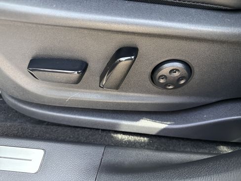 Certified 2024 Nissan Ariya AWD image 19