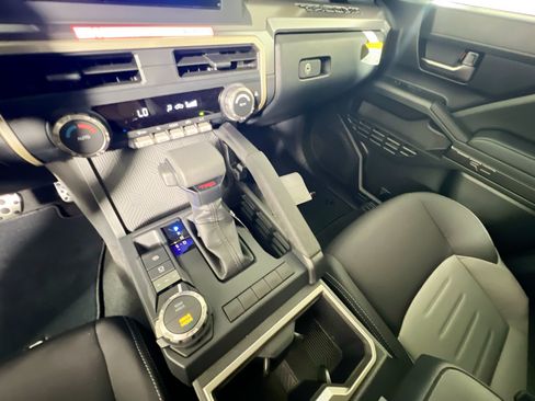 New 2026 Toyota Tacoma TRD Sport AWD/4WD image 25