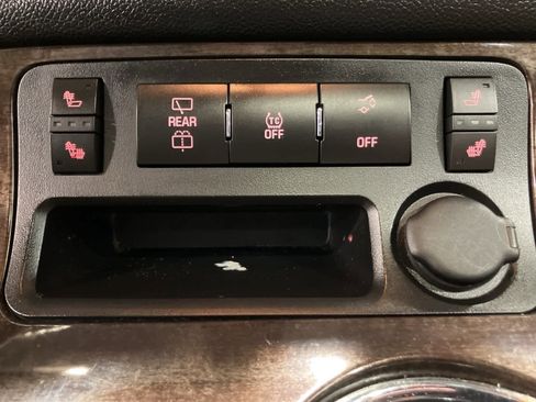 Used 2013 GMC Acadia SLT image 19