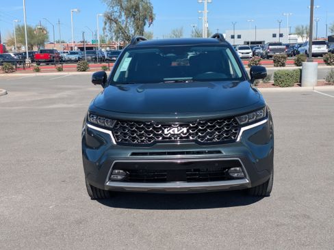 Certified 2023 Kia Sorento SX Prestige image 8
