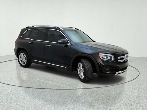Used 2023 Mercedes-Benz GLB 250 image 5