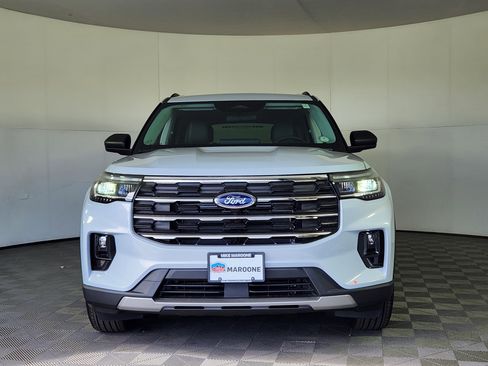New 2026 Ford Explorer Active w/ Active Comfort Package image 2