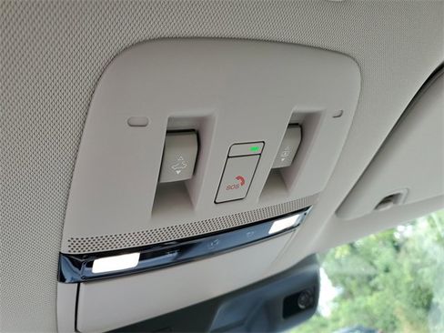 New 2025 Nissan Armada Platinum Reserve image 17