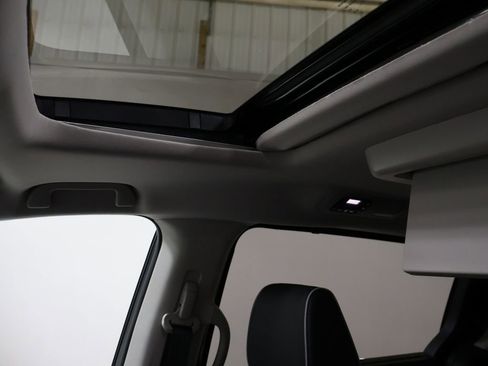 New 2026 Honda Odyssey Touring image 34