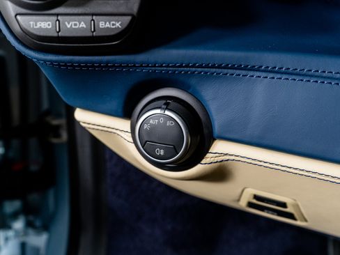 Used 2019 Ferrari 488 Spider image 40