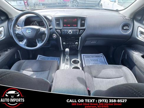 Used 2015 Nissan Pathfinder S image 25