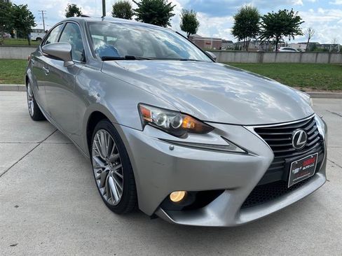 Used 2014 Lexus IS 250 AWD w/ Luxury Package w/Gray Wood image 18