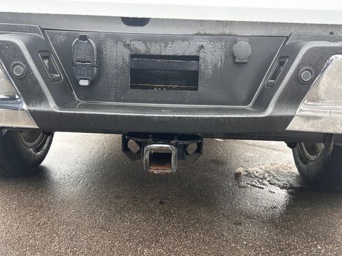 Used 2022 Ford F150 XLT w/ Trailer Tow Package image 9