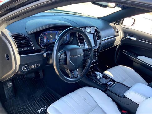 Used 2019 Chrysler 300 S w/ S Model Appearance Package image 17