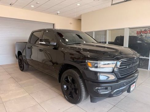 Used 2021 RAM 1500 Big Horn AWD/4WD image 3