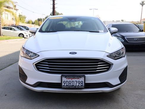 Used 2019 Ford Fusion SE image 9