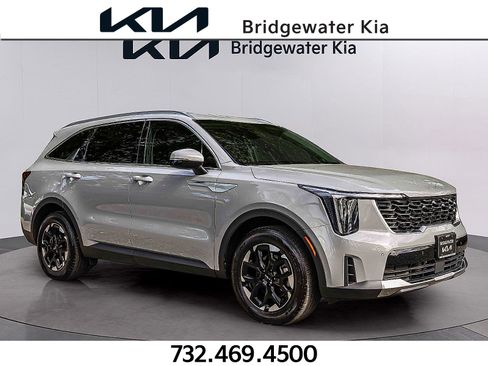 Certified 2026 Kia Sorento S FWD image 1