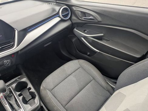 Used 2024 Chevrolet Trax LS w/ Driver Confidence Package image 16