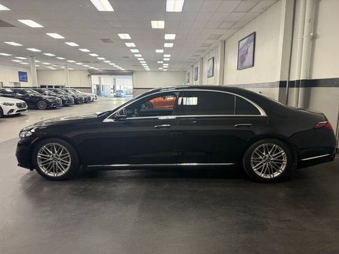 Used 2023 Mercedes-Benz S 580 4MATIC Sedan image 7