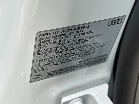 Used 2023 Audi Q8 Premium Plus w/ Premium Plus Package image 35