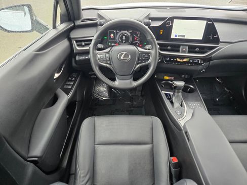 Used 2024 Lexus UX 250h F Sport FWD image 18