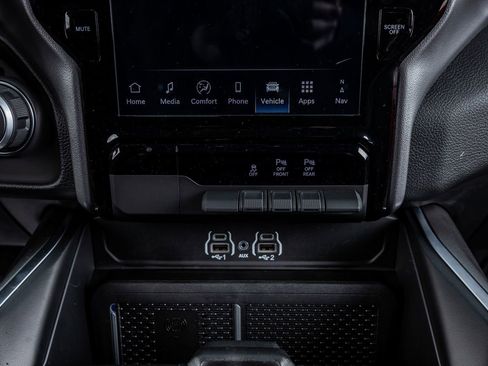 Used 2025 RAM 1500 Big Horn image 27