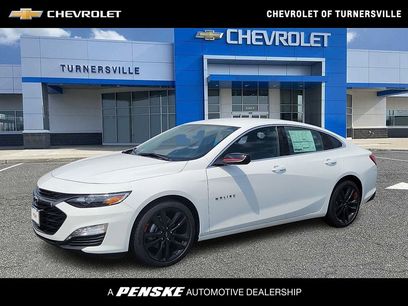 Used 2025 Chevrolet Malibu LT w/ Redline Edition