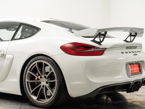 Used 2016 Porsche Cayman GT4 image 38