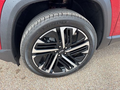 New 2026 Chevrolet Equinox RS FWD image 32