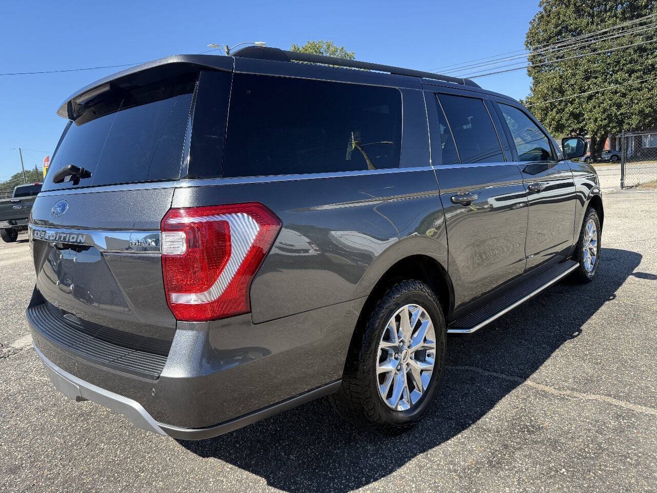 Used 2021 Ford Expedition Max XLT AWD/4WD image 23