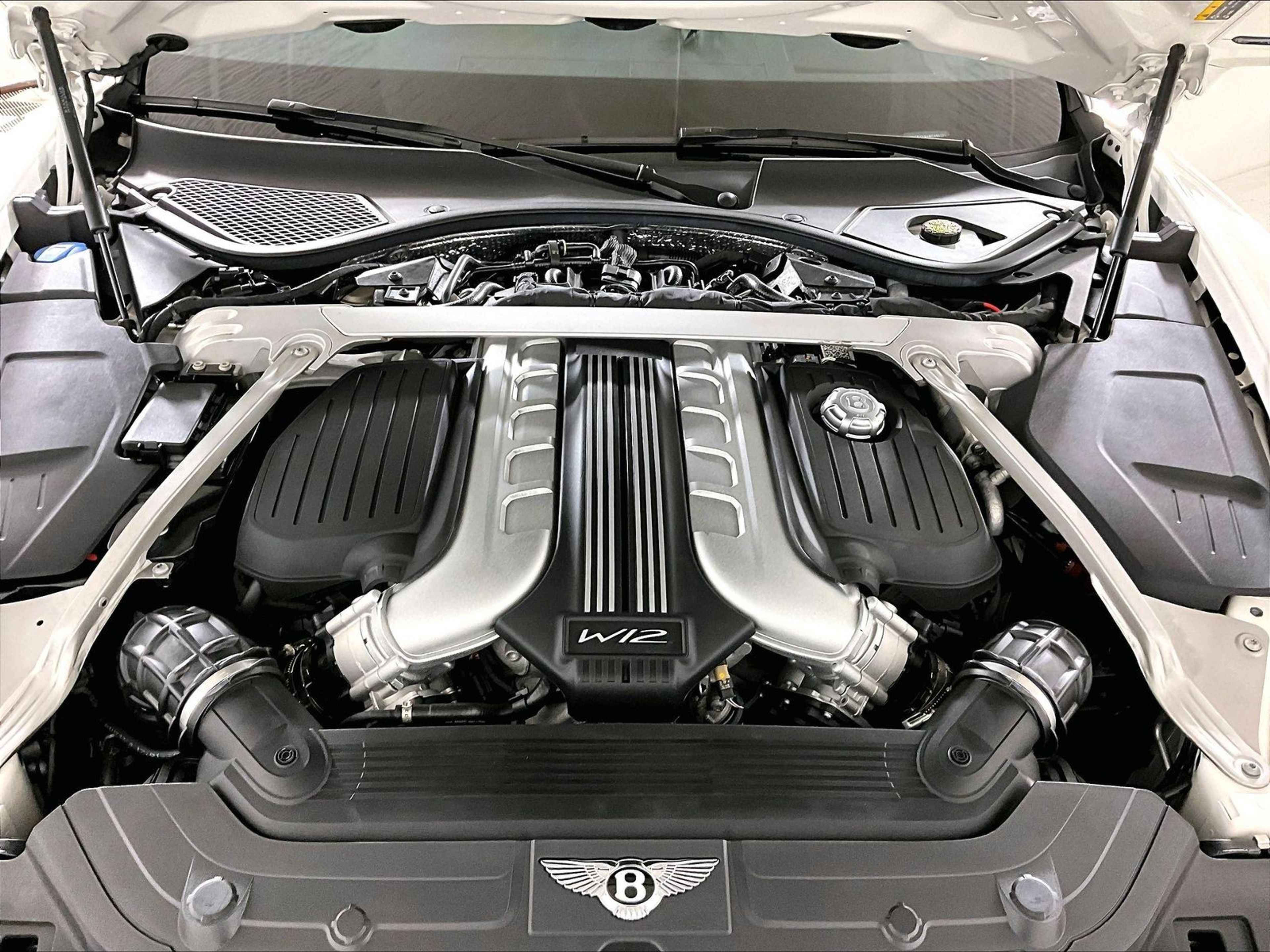 Used 2021 Bentley Continental GT Mulliner AWD/4WD image 25