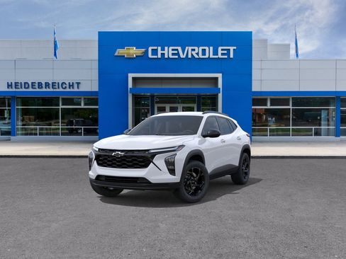 New 2026 Chevrolet Trax LT image 32