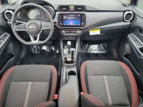 Used 2025 Nissan Versa SR w/ Trunk Package image 15