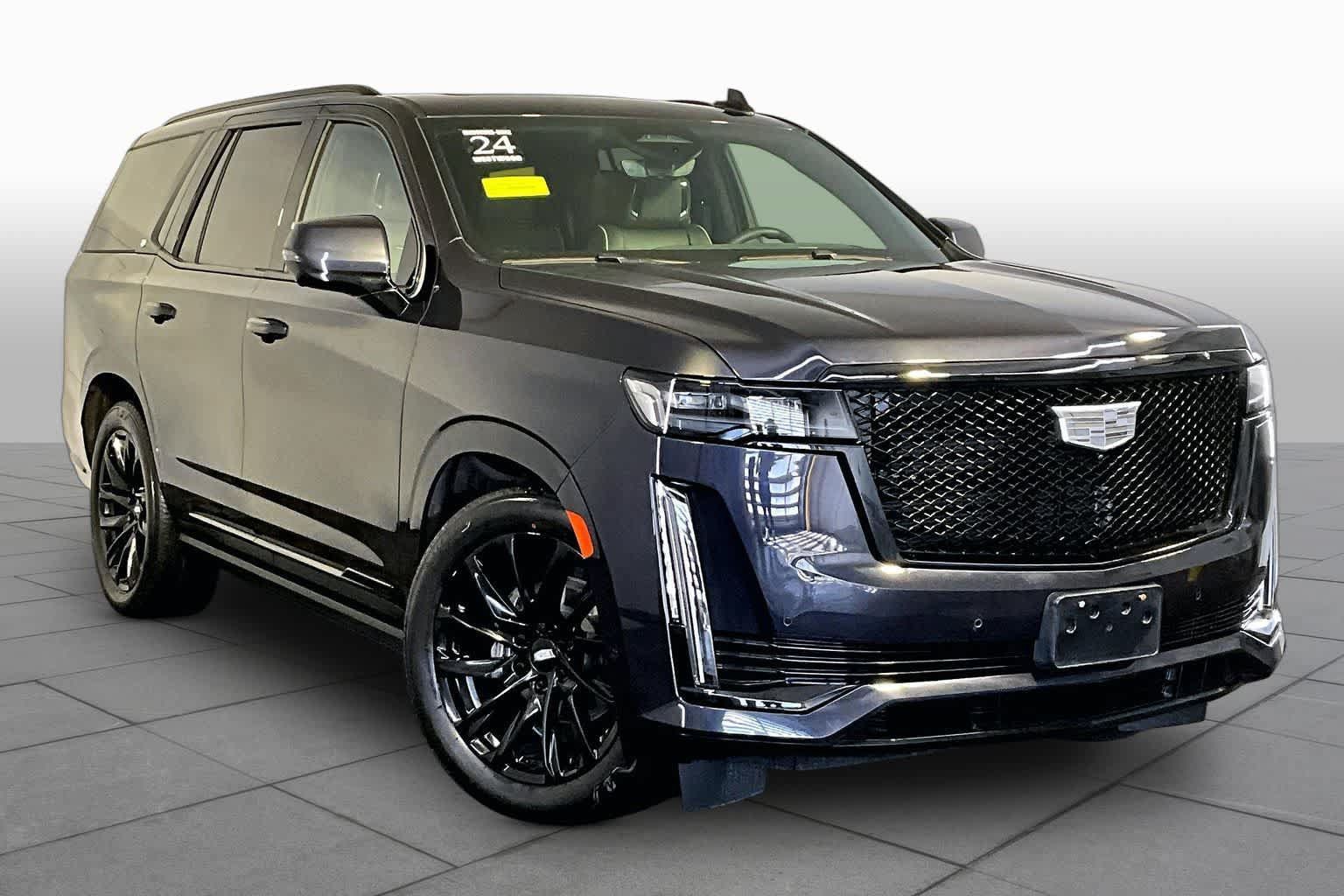 Used 2024 Cadillac Escalade Sport w/ LPO, ONYX Package AWD/4WD image 3