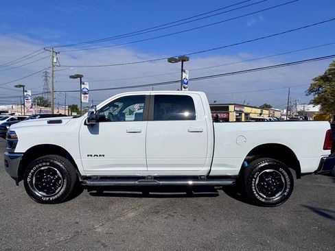 Used 2025 RAM 2500 Laramie w/ Towing Technology Group image 4