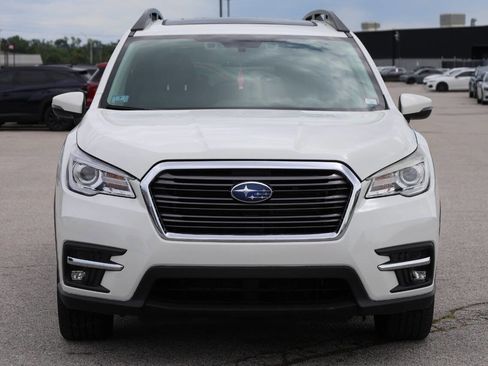 Used 2022 Subaru Ascent Limited w/ Technology Package AWD/4WD image 5