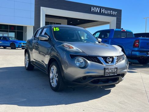 Used 2015 Nissan Juke SV w/ Technology Package image 11