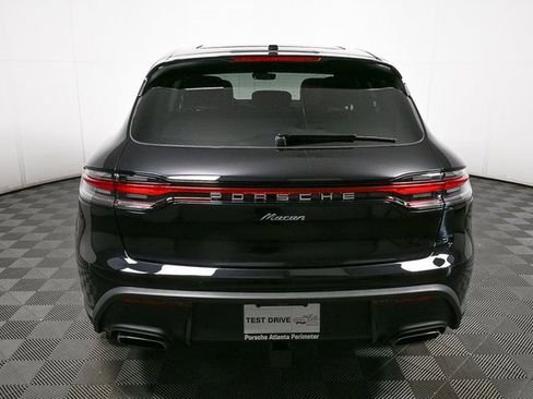 Certified 2025 Porsche Macan image 30