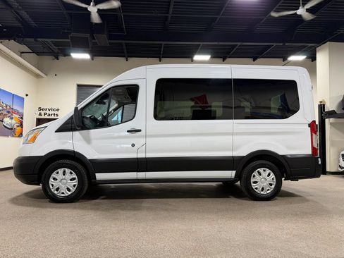 Used 2019 Ford Transit 150 XLT RWD image 8