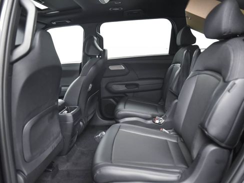 New 2027 Kia Telluride S image 12