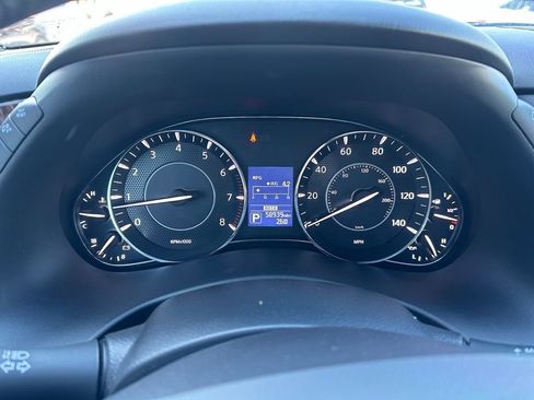 Used 2020 Nissan Armada Platinum w/ Captain's Chairs Package image 19