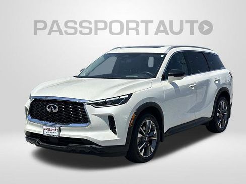 Certified 2025 INFINITI QX60 Luxe w/ Vision Package AWD/4WD image 1