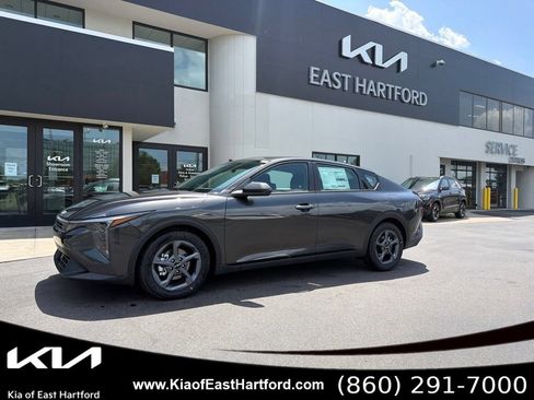 New 2026 Kia K4 FWD image 1