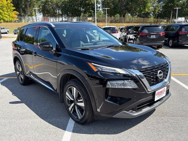 Used 2023 Nissan Rogue SL w/ SL Premium Package AWD/4WD image 2