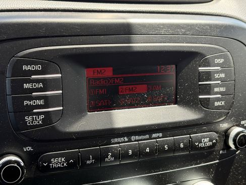 Used 2016 Kia Soul FWD image 21