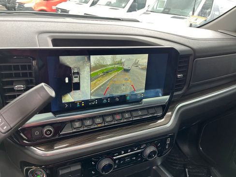 Used 2024 Chevrolet Silverado 3500 LT w/ Z71 Sport Edition image 27