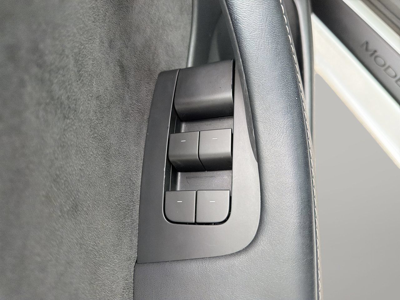 Used 2023 Tesla Model 3 Standard Range RWD image 16