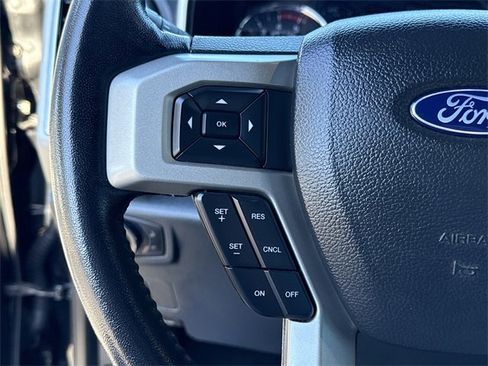 Used 2022 Ford F250 Lariat w/ Lariat Value Package image 33