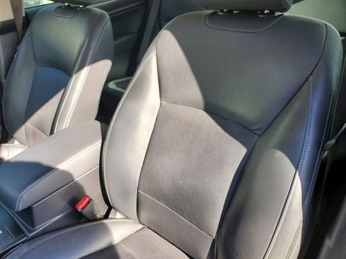 Used 2017 Subaru Legacy 3.6R Limited image 19