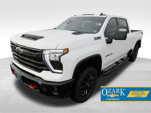 Certified 2025 Chevrolet Silverado 2500 LT w/ Trail Boss Package AWD/4WD image 1