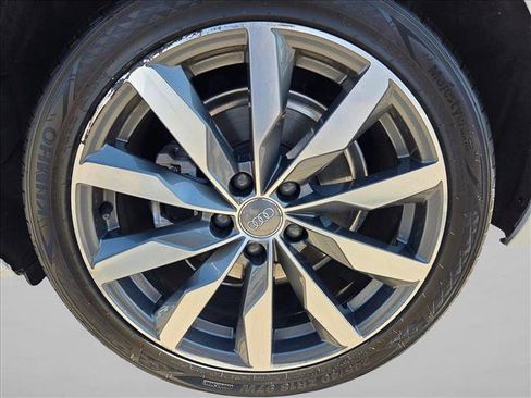 Used 2020 Audi A4 2.0T Premium Plus FWD image 30